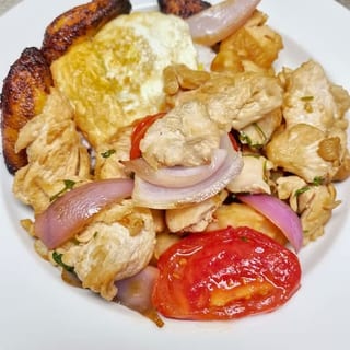 Tacu Tacu De Pollo Saltado