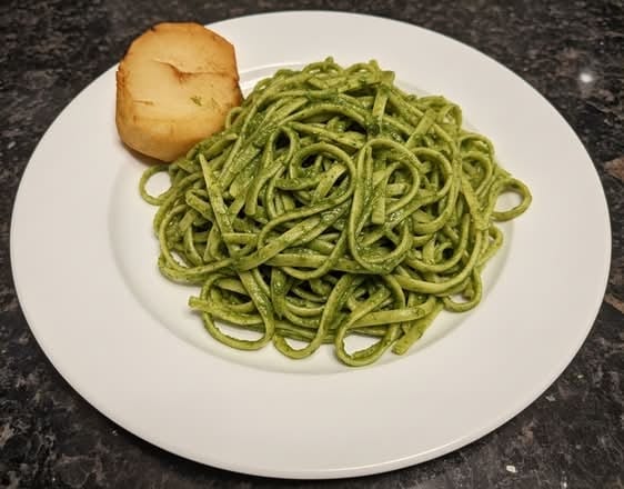 Tallarin Verde Solo.